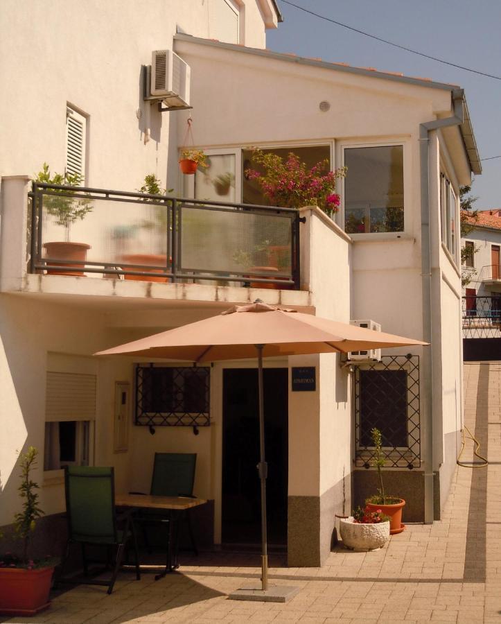 Apartman Crikvenica 30048 - Jasna Esterno foto